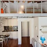 Casa Di Giulia Con E Cucina, Matrimoniale Con Tetto A Vista E Grande Parco Circostante Lägenhet Serravalle d'Asti