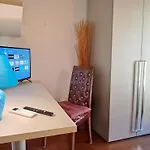 Casa Di Giulia Con E Cucina, Matrimoniale Con Tetto A Vista E Grande Parco Circostante *