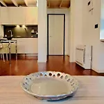 Casa Di Giulia Con E Cucina, Matrimoniale Con Tetto A Vista E Grande Parco Circostante *