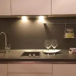 Casa Di Giulia Con E Cucina, Matrimoniale Con Tetto A Vista E Grande Parco Circostante Lägenhet Serravalle d'Asti