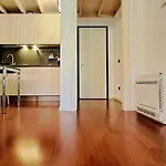 Casa Di Giulia Con E Cucina, Matrimoniale Con Tetto A Vista E Grande Parco Circostante