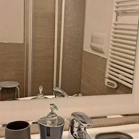 Casa Di Giulia Con E Cucina, Matrimoniale Con Tetto A Vista E Grande Parco Circostante * Serravalle d'Asti