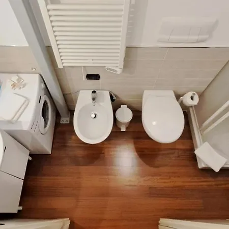 Apartamento Casa Di Giulia Con E Cucina, Matrimoniale Con Tetto A Vista E Grande Parco Circostante