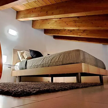 Casa Di Giulia Con E Cucina, Matrimoniale Con Tetto A Vista E Grande Parco Circostante Apartamento Serravalle d'Asti