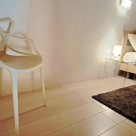 Casa Di Giulia Con E Cucina, Matrimoniale Con Tetto A Vista E Grande Parco Circostante *