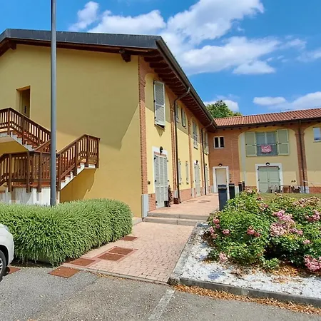 Casa Di Giulia Con E Cucina, Matrimoniale Con Tetto A Vista E Grande Parco Circostante