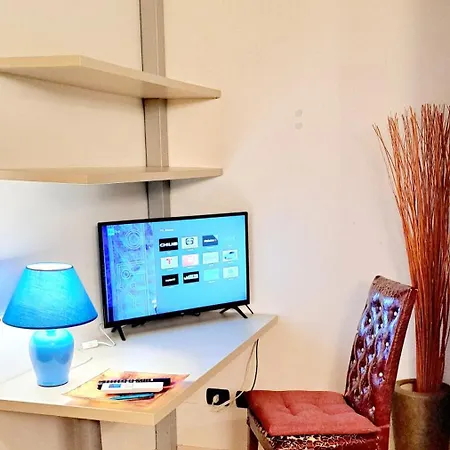 Apartamento Casa Di Giulia Con E Cucina, Matrimoniale Con Tetto A Vista E Grande Parco Circostante *