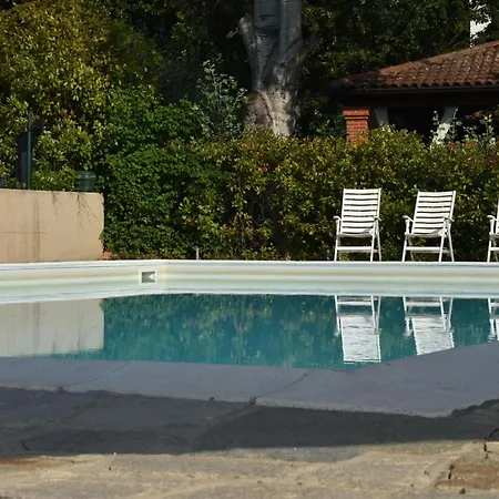 Casa Di Giulia Con E Cucina, Matrimoniale Con Tetto A Vista E Grande Parco Circostante Lägenhet Serravalle d'Asti